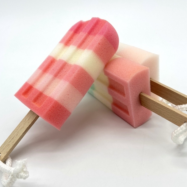 Cute ice cream shape baby washing sponge cleaning mesh sponge with long wooden crabstick for kids